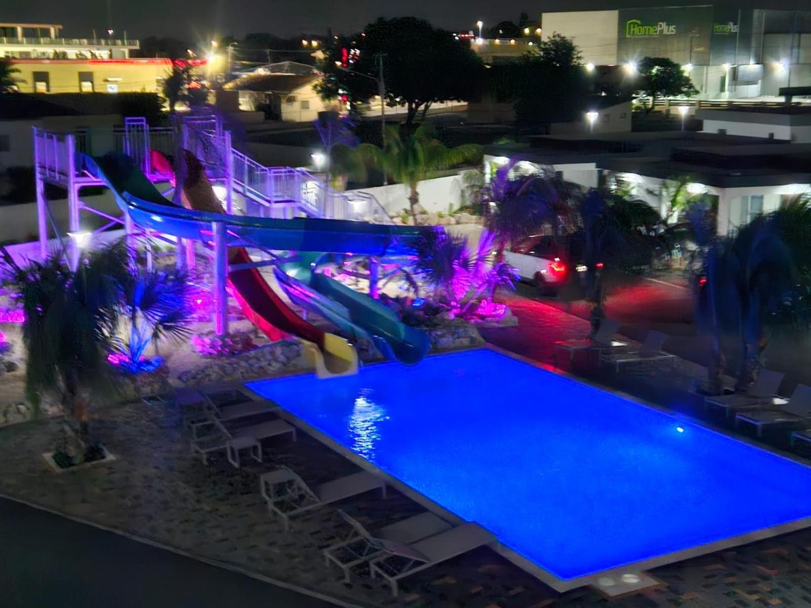 Winstonvalley Resort 빌렘스타트 외부 사진